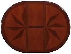 Раскладной обеденный стол цвета коричневый в рыжину. Вид сверху.