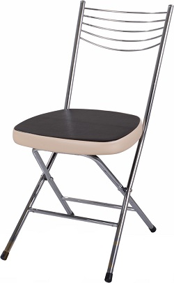 Складной металлический стул с мягким сиденьем.